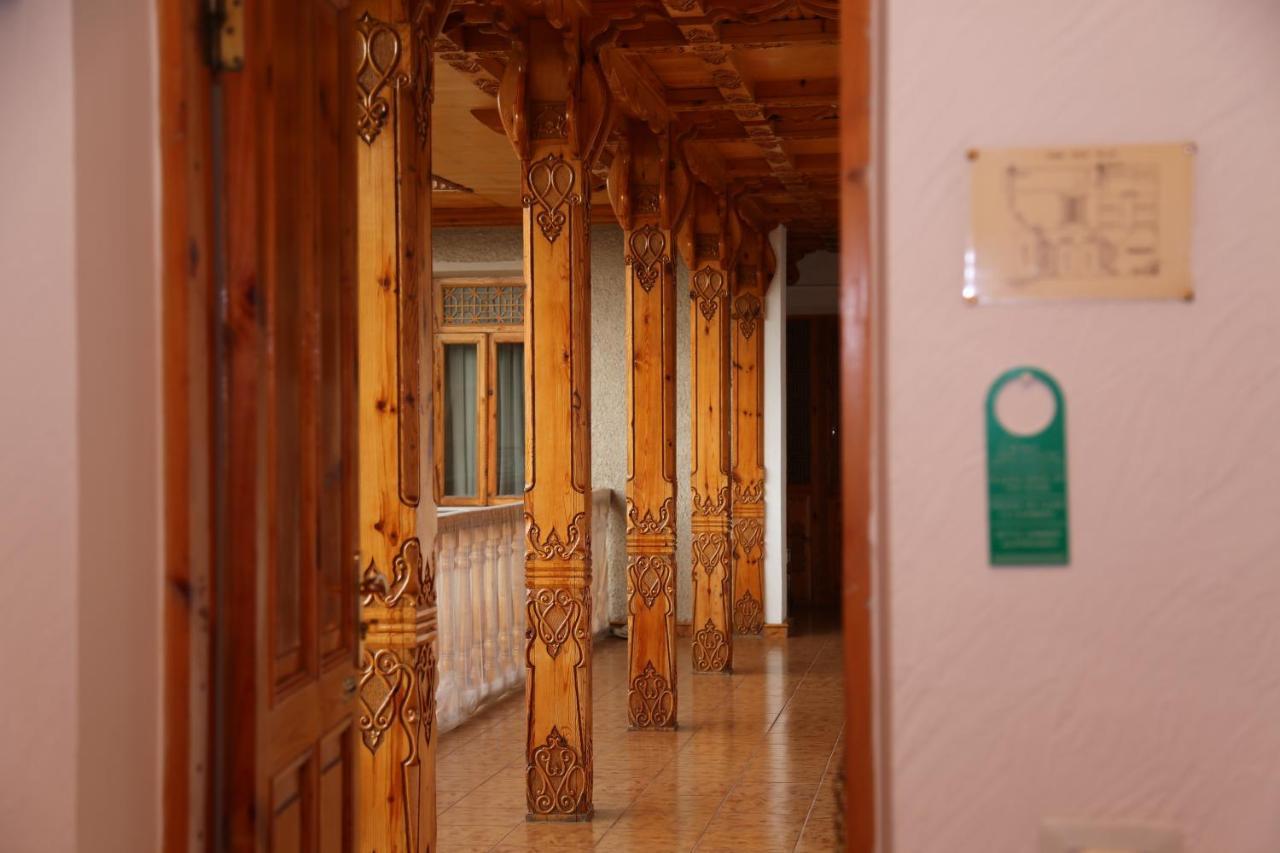 Malika Classic Hotel Самарканд Екстериор снимка